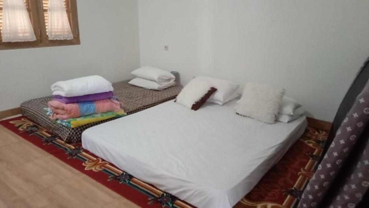 Lembur Incu Syariah Villa & Resto Lembang Exterior foto